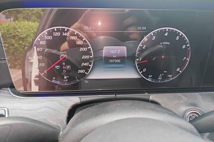 Used Mercedes-Benz CLS 2018 CLS 300 Luxury Model Odometer Close Up