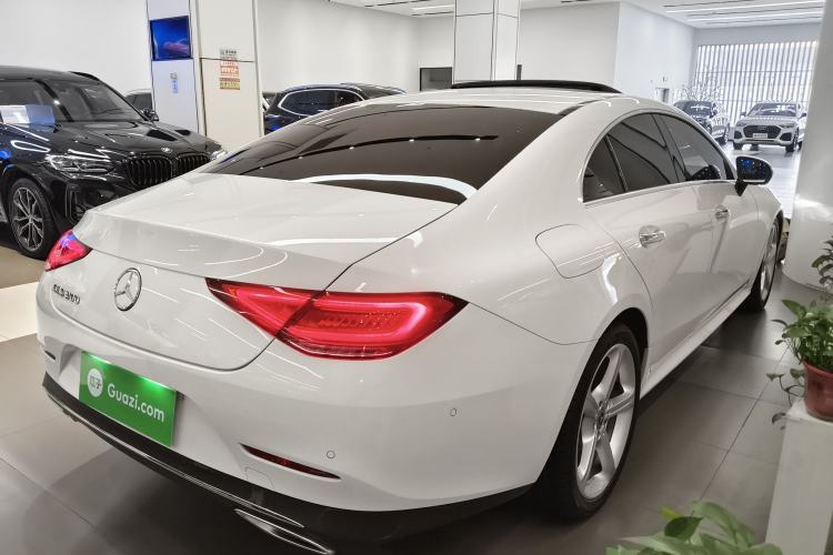 Used Mercedes-Benz CLS 2018 CLS 300 Dynamic Edition Rear Right 45 Deg