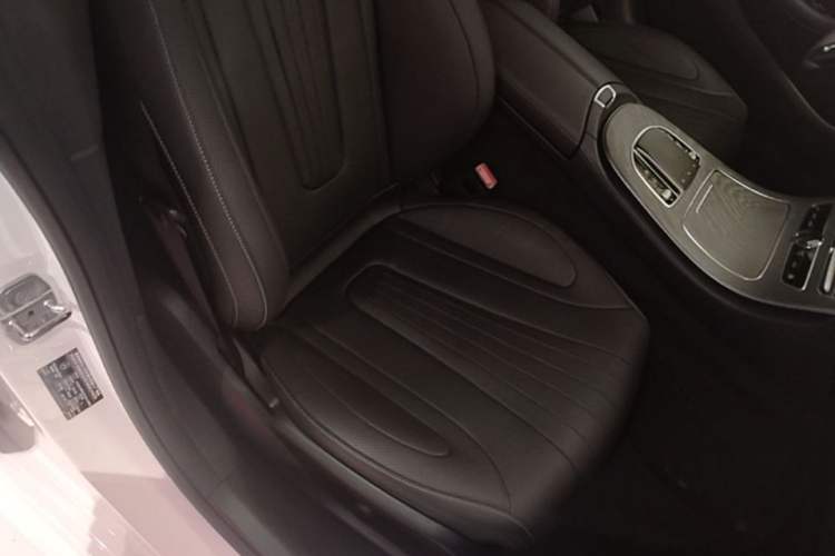 Used Mercedes-Benz CLS 2018 CLS 350 4MATIC Right Front Seat