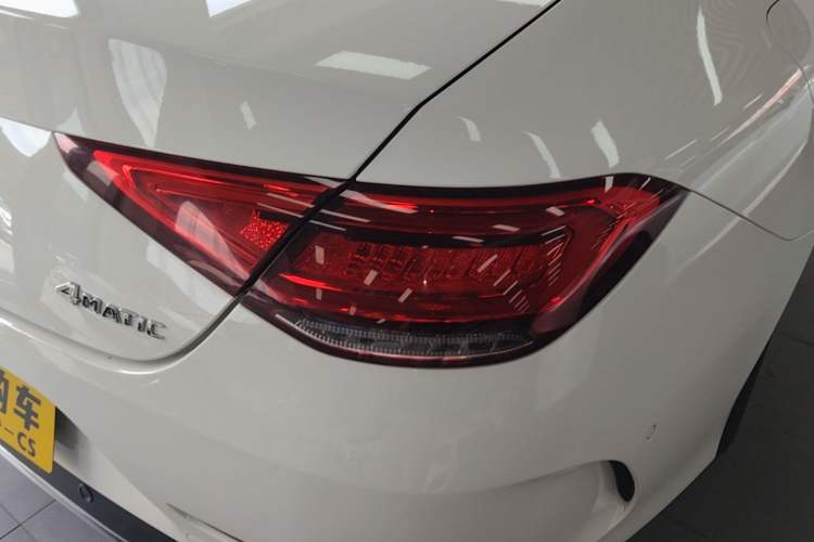 Used Mercedes-Benz CLS 2018 CLS 350 4MATIC Right Rear Taillight