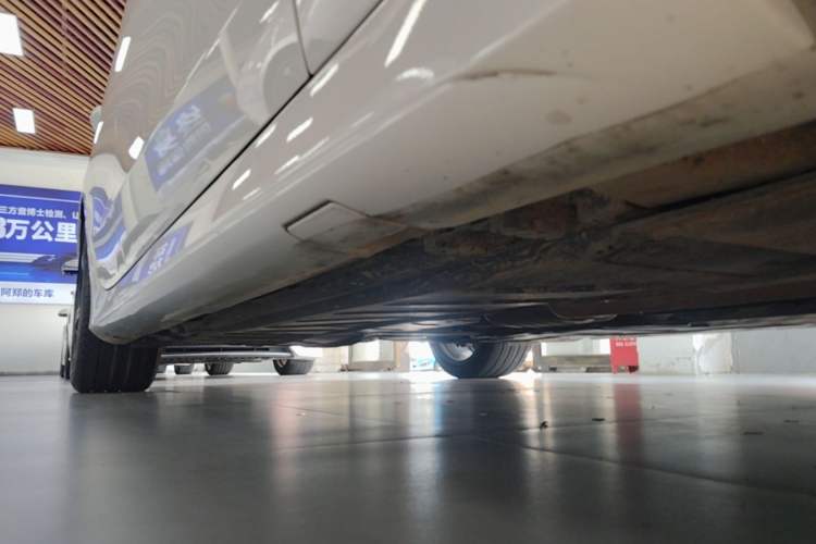 Used Mercedes-Benz CLS 2018 CLS 350 4MATIC Right Side Sill
