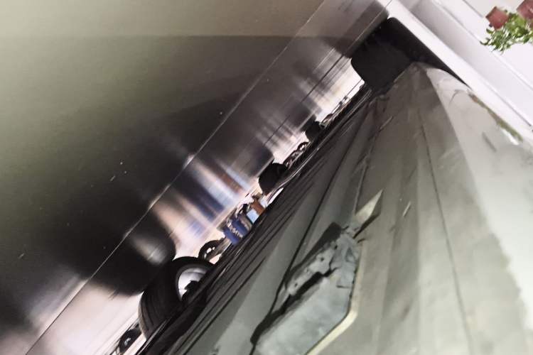 Used Mercedes-Benz CLS 2018 CLS 300 Dynamic Edition Right Side Sill