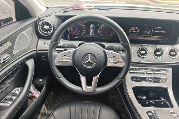 Used Mercedes-Benz CLS 2018 CLS 300 Dynamic Edition Steering Wheel