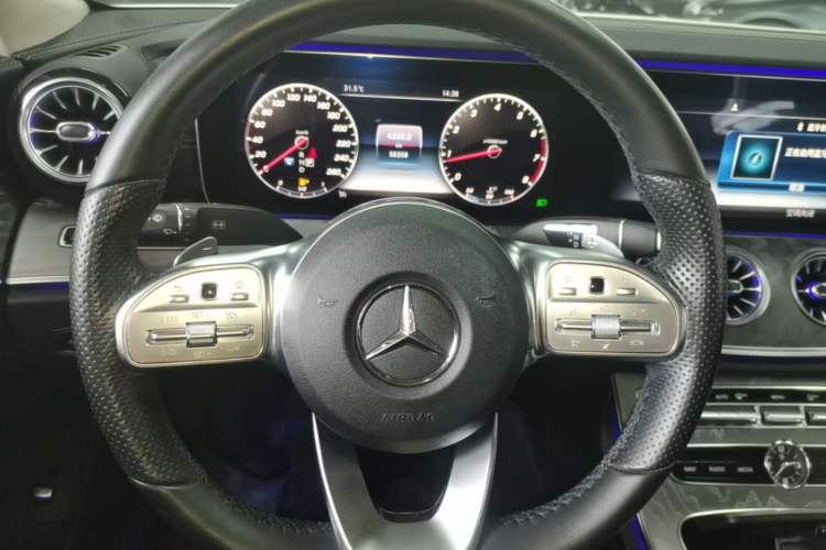 Used Mercedes-Benz CLS 2018 CLS 300 Dynamic Edition Steering Wheel