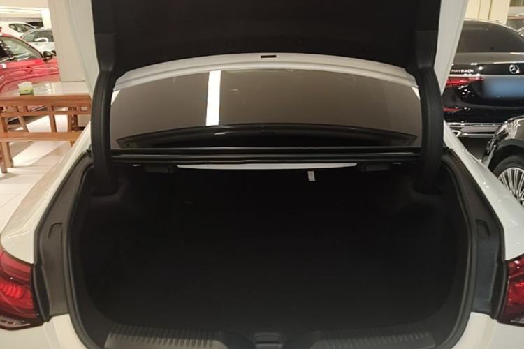 Used Mercedes-Benz CLS 2018 CLS 350 4MATIC Trunk