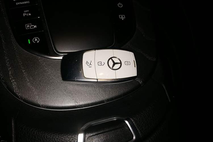 Used Mercedes-Benz CLS 2018 CLS 350 4MATIC Vehicle Key