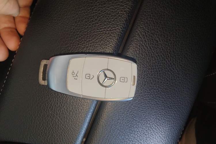 Used Mercedes-Benz CLS 2018 CLS 350 4MATIC Vehicle Key