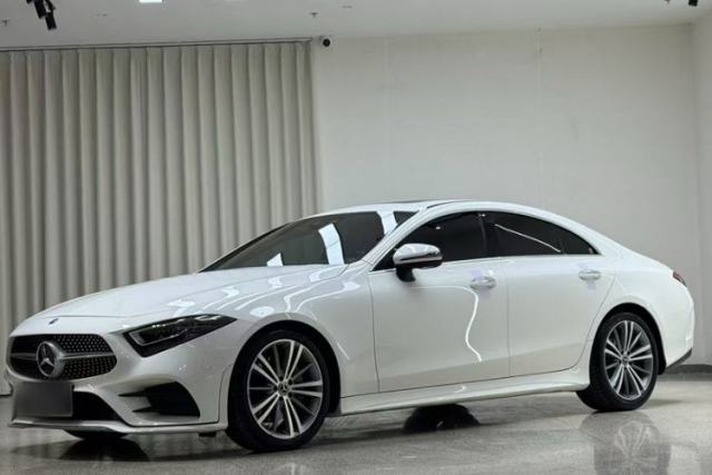 Used Mercedes-Benz CLS 2018 CLS 300 Luxury Model