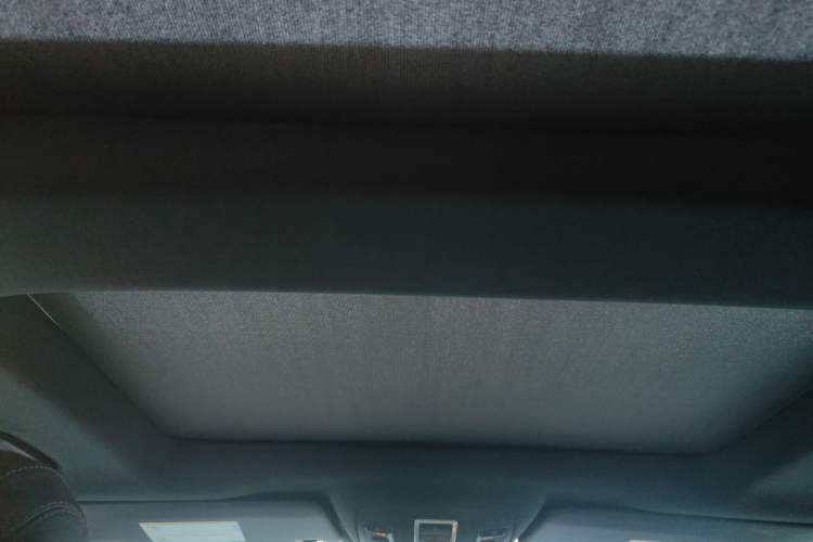 Used Mercedes-Benz CLS  Headliner
