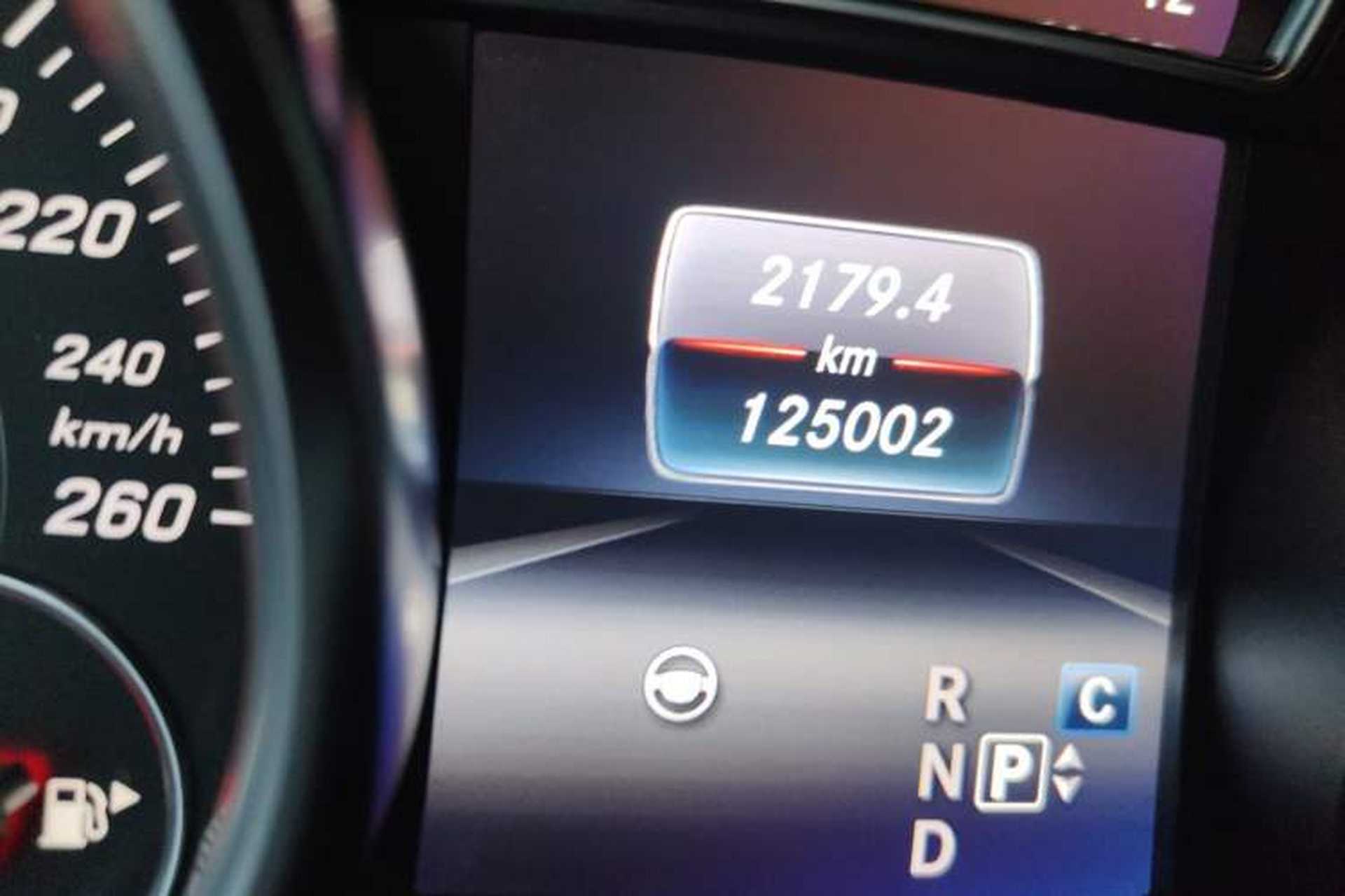 Used Mercedes-Benz CLS  Odometer Close Up