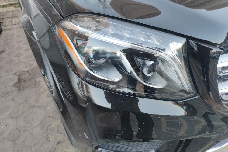 Used Mercedes-Benz CLS  Right Front Headlight