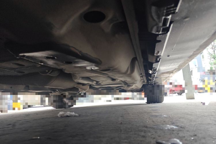 Used Mercedes-Benz CLS  Chassis Front Left