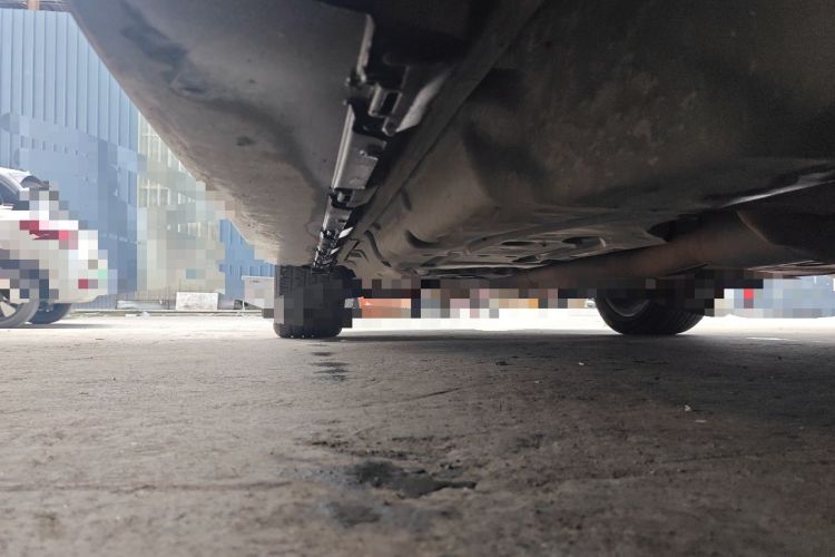 Used Mercedes-Benz CLS  Chassis Front Right
