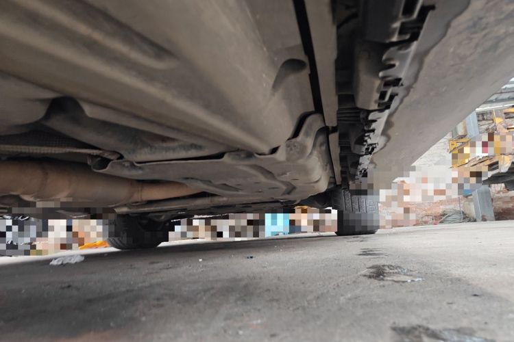 Used Mercedes-Benz CLS  Chassis Rear Right