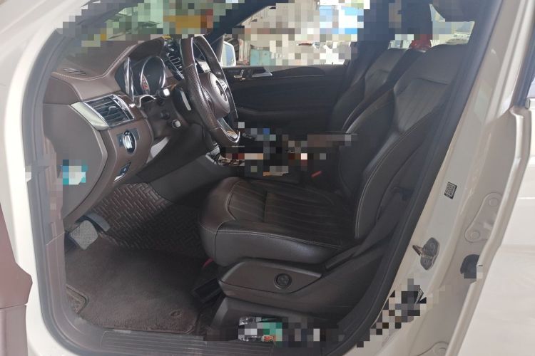 Used Mercedes-Benz CLS  Left Front Seat
