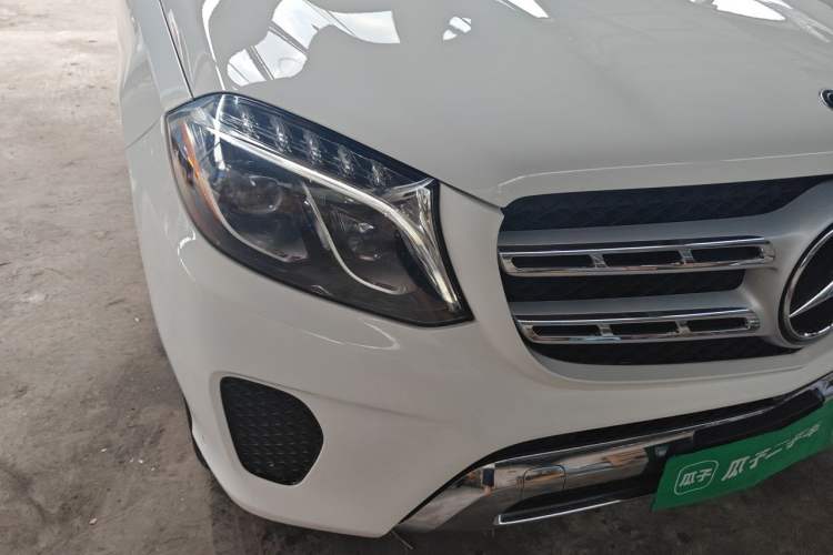 Used Mercedes-Benz CLS  Right Front Headlight