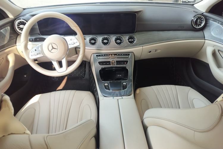 Used Mercedes-Benz CLS 2020 CLS 300 Luxury Model Center Console