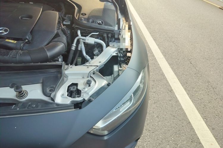 Used Mercedes-Benz CLS 2020 CLS 300 Luxury Model Engine Bay Left