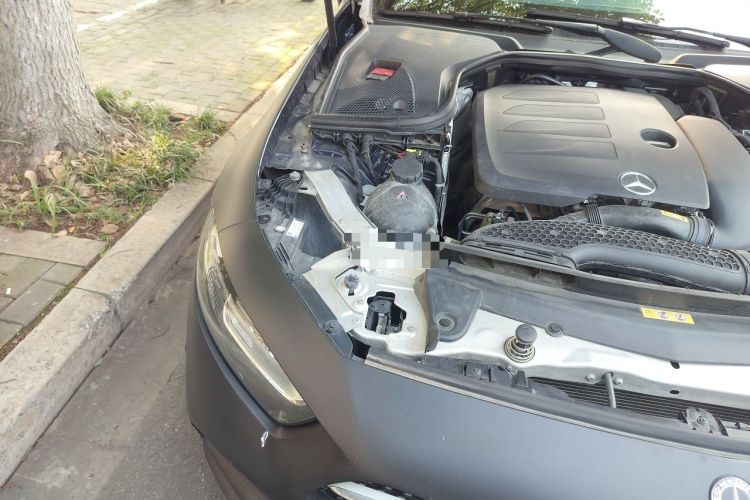 Used Mercedes-Benz CLS 2020 CLS 300 Luxury Model Engine Bay Right