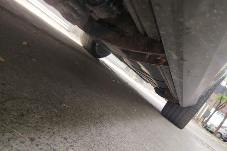 Used Mercedes-Benz CLS  Chassis Front Left