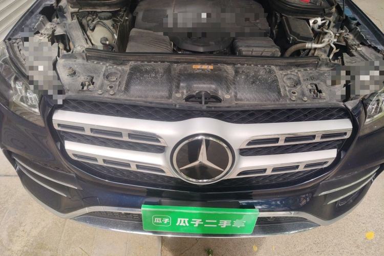 Used Mercedes-Benz CLS  Engine Bay