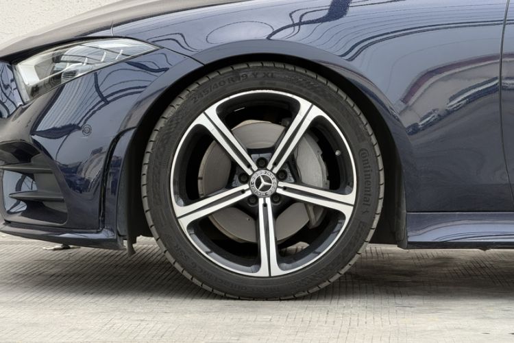 Used Mercedes-Benz CLS 2020 CLS 300 Luxury Model Exterior 3