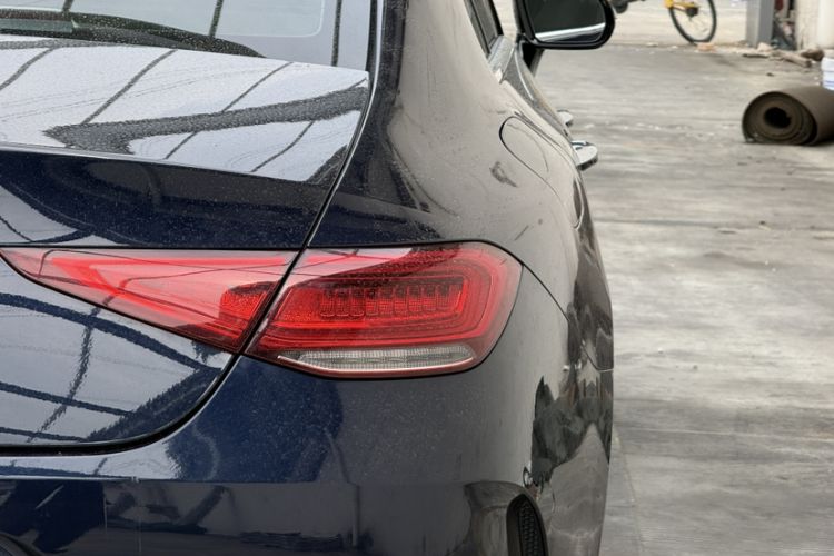 Used Mercedes-Benz CLS 2020 CLS 300 Luxury Model Exterior 6