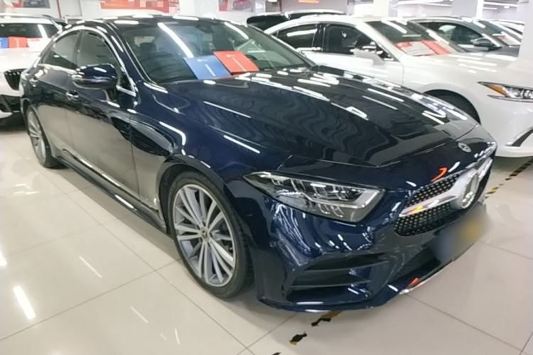 Used Mercedes-Benz CLS 2020 CLS 300 Sport Edition Front Right 45 Deg