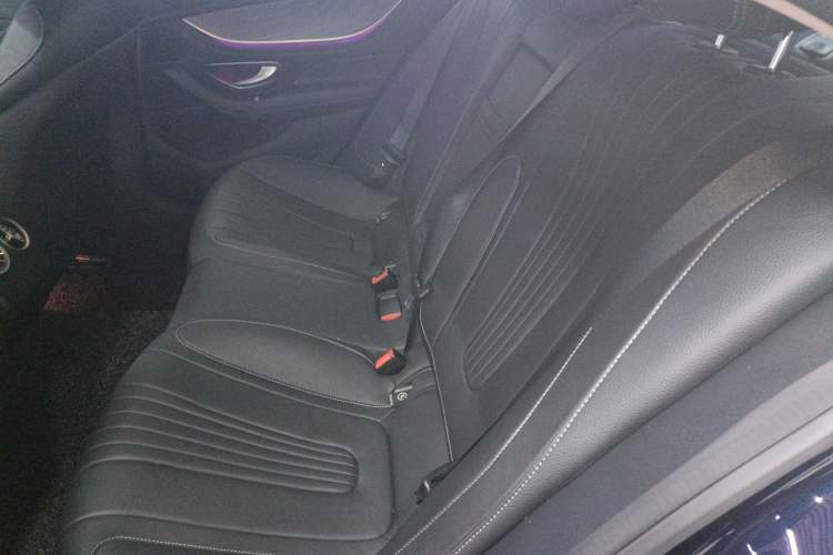 Used Mercedes-Benz CLS 2020 CLS 300 Sport Edition Interior 4