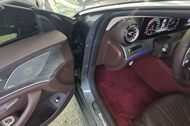 Used Mercedes-Benz CLS 2020 CLS 300 Luxury Model Driver Seat