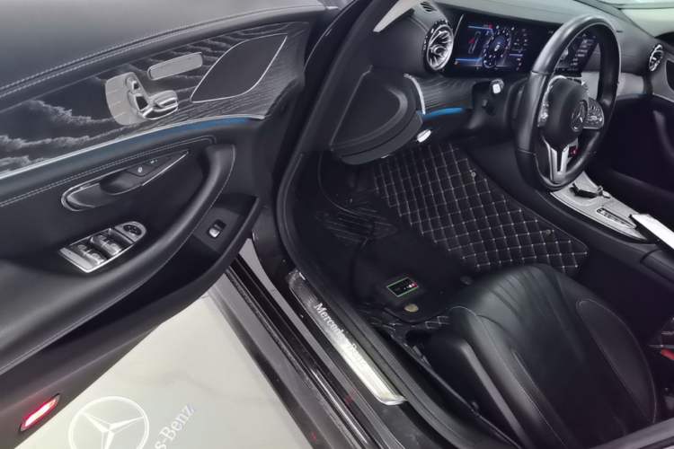 Used Mercedes-Benz CLS 2020 CLS 300 Sport Edition Driver Seat