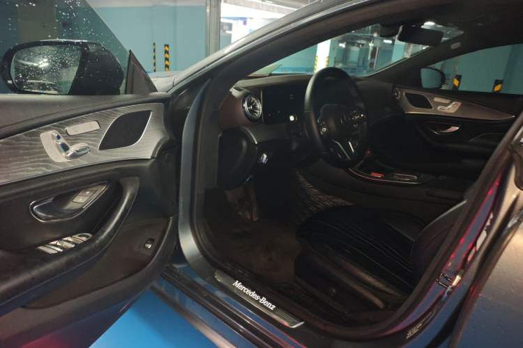 Used Mercedes-Benz CLS 2020 CLS 300 Sport Edition Driver Seat