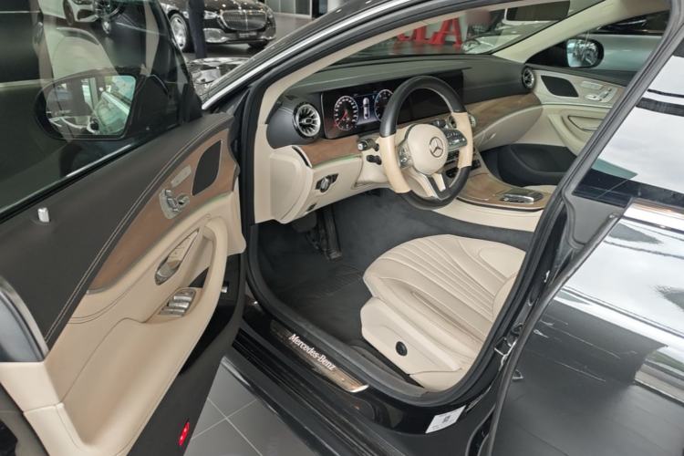 Used Mercedes-Benz CLS 2020 CLS 300 Sport Edition Driver Seat