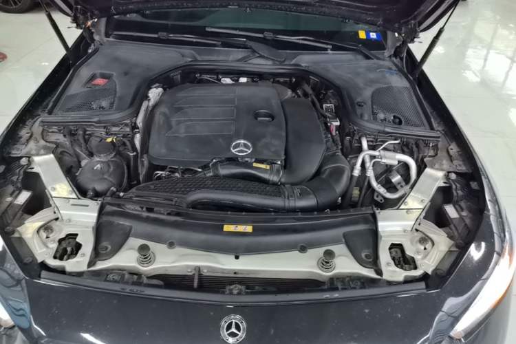 Used Mercedes-Benz CLS 2020 CLS 300 Sport Edition Engine Bay