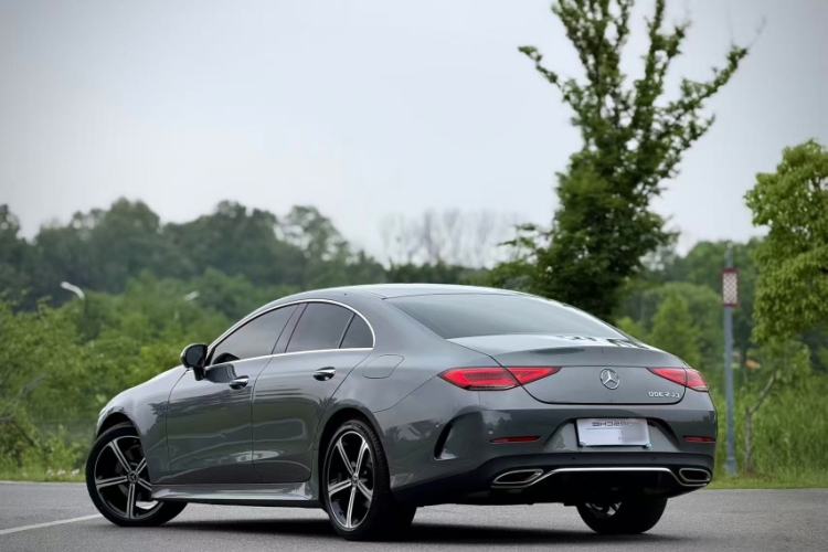 Used Mercedes-Benz CLS 2020 CLS 300 Luxury Model Exterior 8