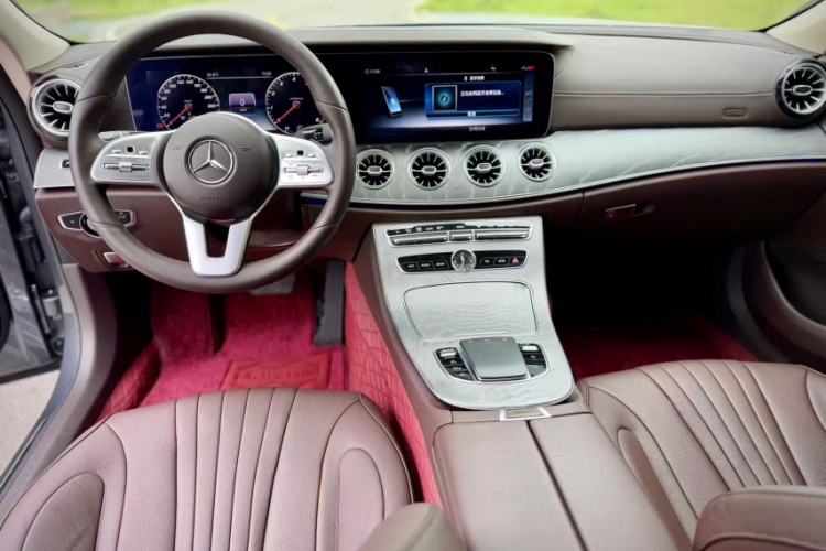 Used Mercedes-Benz CLS 2020 CLS 300 Luxury Model Interior 3