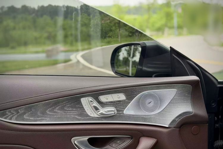 Used Mercedes-Benz CLS 2020 CLS 300 Luxury Model Interior 4