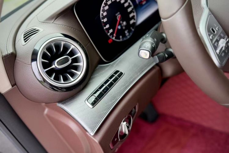 Used Mercedes-Benz CLS 2020 CLS 300 Luxury Model Interior 6