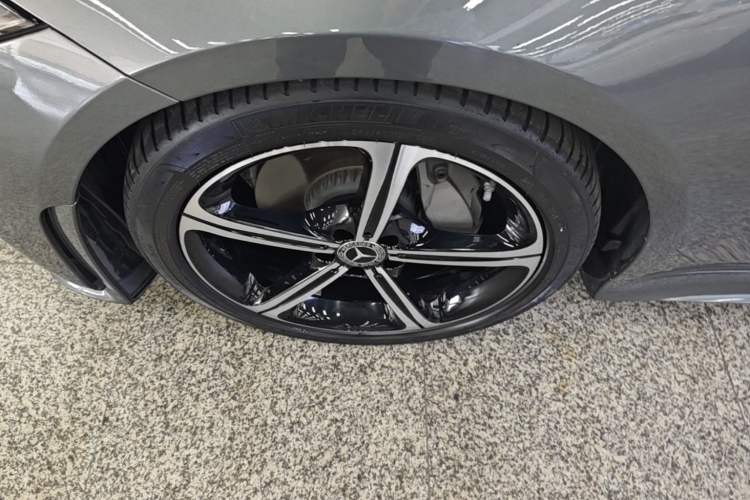 Used Mercedes-Benz CLS 2020 CLS 300 Luxury Model Left Front Wheel Hub
