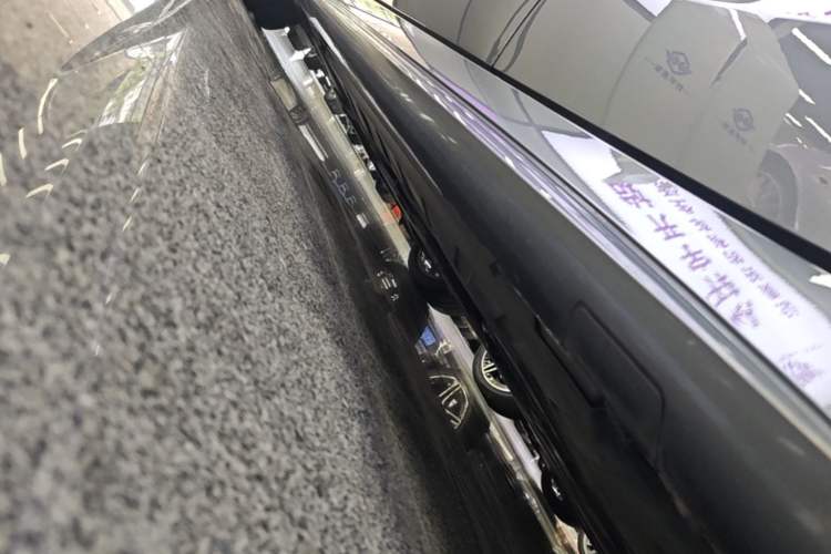 Used Mercedes-Benz CLS 2020 CLS 300 Luxury Model Left Side Sill
