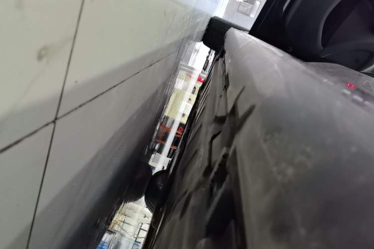 Used Mercedes-Benz CLS 2020 CLS 300 Sport Edition Left Side Sill