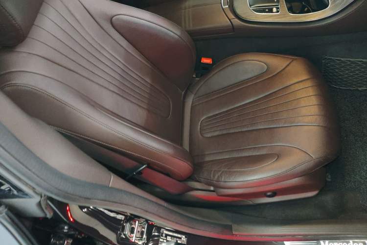 Used Mercedes-Benz CLS 2020 CLS 300 Sport Edition Right Front Seat