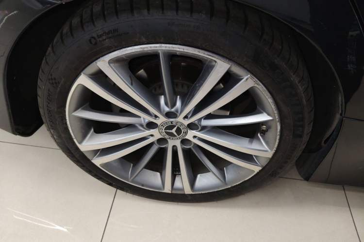 Used Mercedes-Benz CLS 2020 CLS 300 Sport Edition Right Rear Wheel Hub