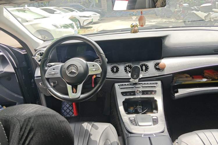 Used Mercedes-Benz CLS 2020 CLS 300 Sport Edition Steering Wheel