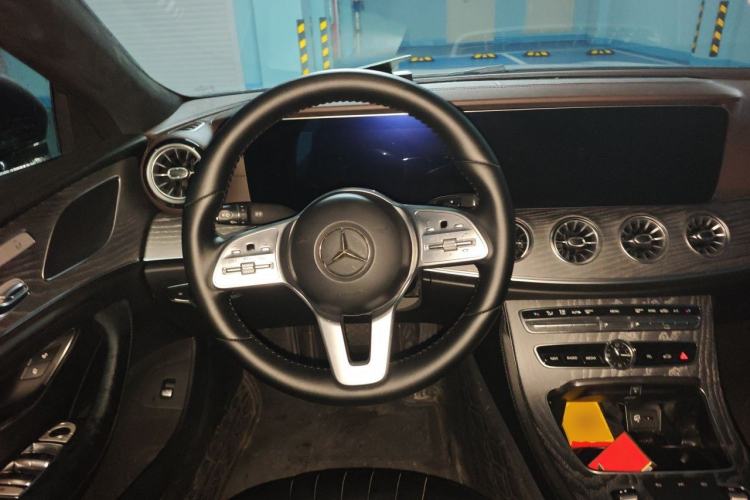 Used Mercedes-Benz CLS 2020 CLS 300 Sport Edition Steering Wheel