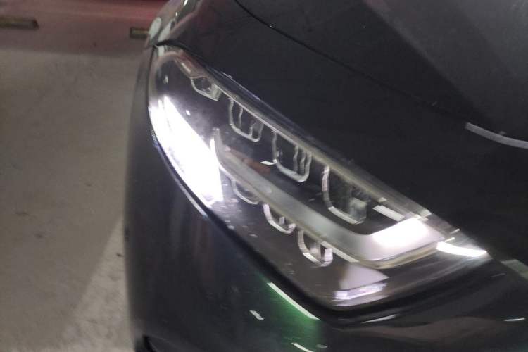 Used Mercedes-Benz CLS 2020 CLS 300 Sport Edition Right Front Headlight
