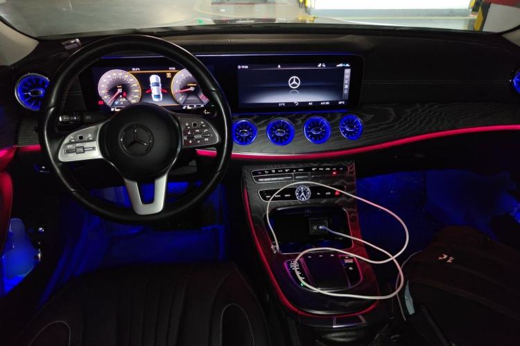 Used Mercedes-Benz CLS 2020 CLS 300 Sport Edition Center Console