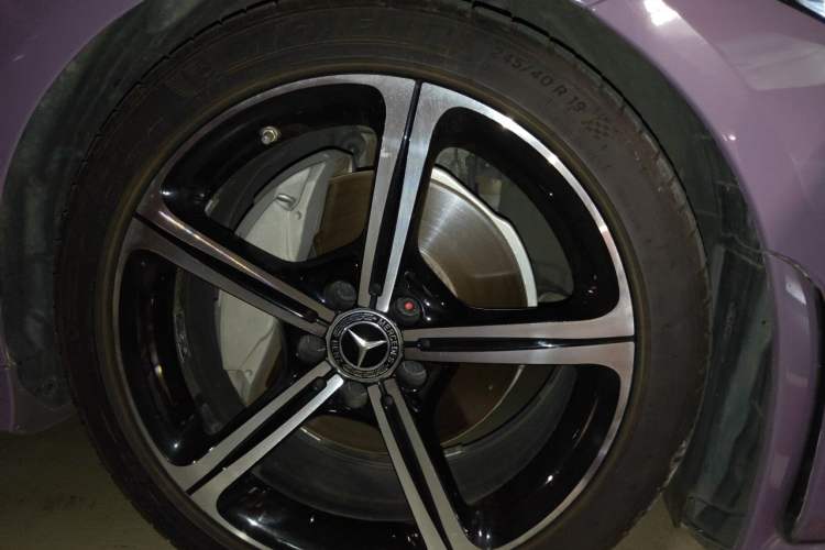 Used Mercedes-Benz CLS 2020 CLS 300 Sport Edition Right Front Wheel Hub