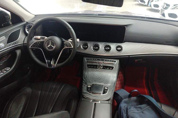 Used Mercedes-Benz CLS 2020 CLS 300 Sport Edition Center Console