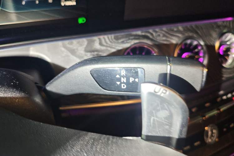 Used Mercedes-Benz CLS 2020 CLS 300 Sport Edition Gear Lever